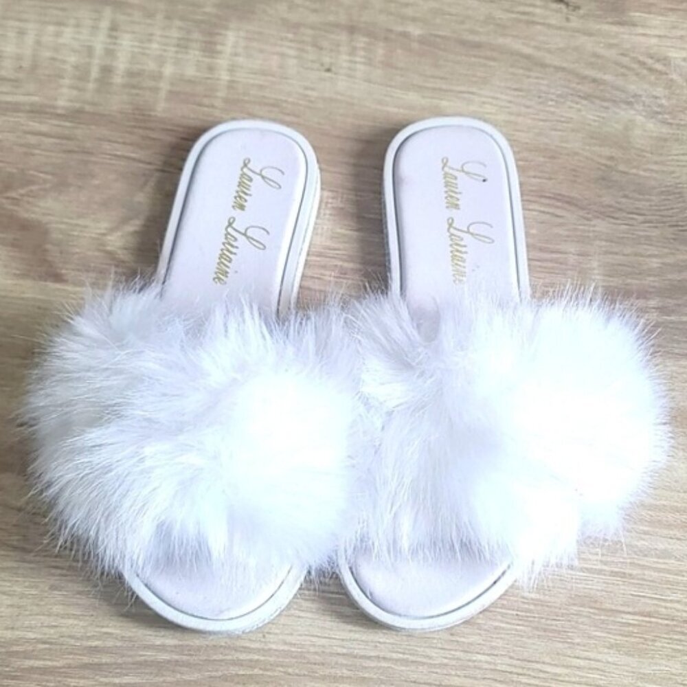 Lauren Lorraine Fluffy White Sandals Women’s Size 6 | Faux Fur Slide Slippers